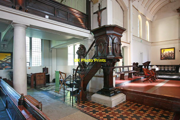 Photo 6"x4" St John at Bethnal Green, Bethnal Green Road - Pulpit Bethnal Green c2012