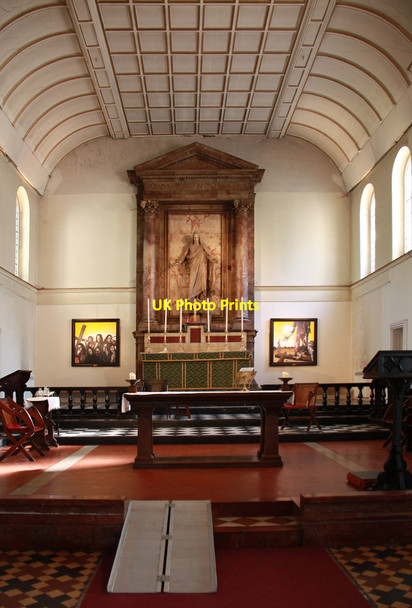 Photo 6"x4" St John at Bethnal Green, Bethnal Green Road - Chancel Bethnal Green c2012