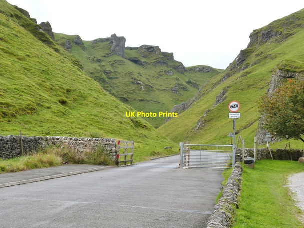 Photo 6"x4" Winnats Pass, near Castleton, Derbyshire Castleton\/SK1582 c2012