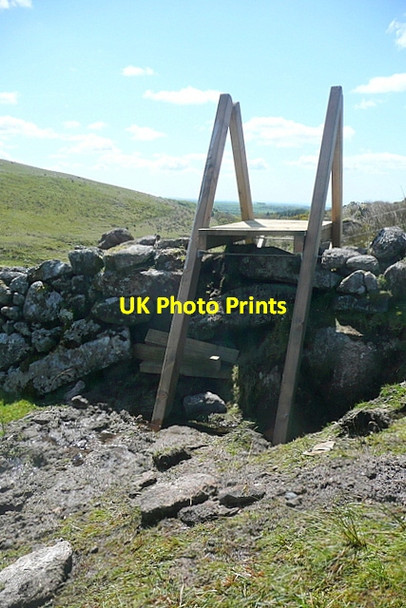Photo 6"x4" Stile into Dendles Wood Torr\/SX6160 c2012