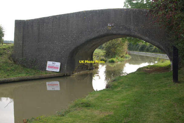 Photo 6"x4" Spurfoot Bridge, Oxford Canal Priors Hardwick c2012