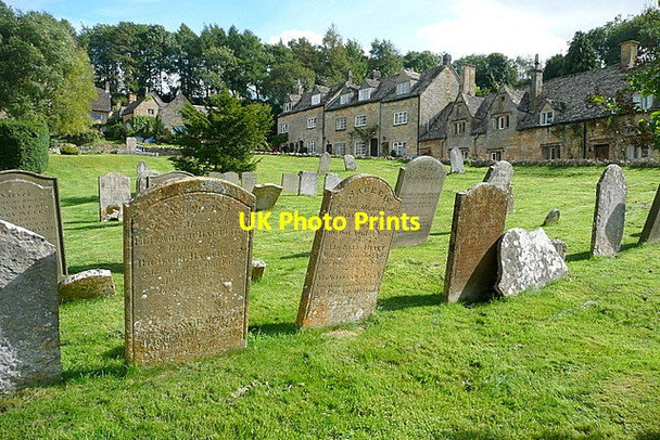 Photo 6"x4" Snowshill churchyard Snowshill c2012