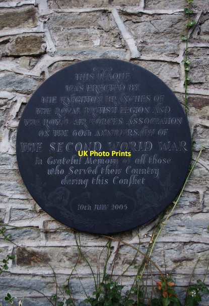 Photo 6"x4" World War II Memorial Plaque, Brookside Square, Knighton, Powys Knighton\/Tref-y-Clawdd c2012