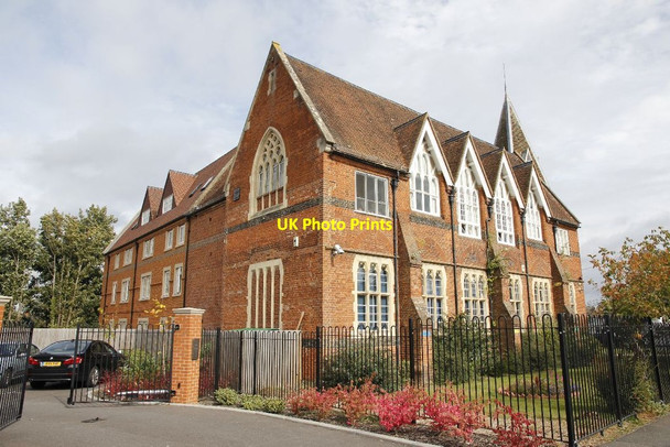 Photo 6"x4" Back of the school Newbury\/SU4767 c2012