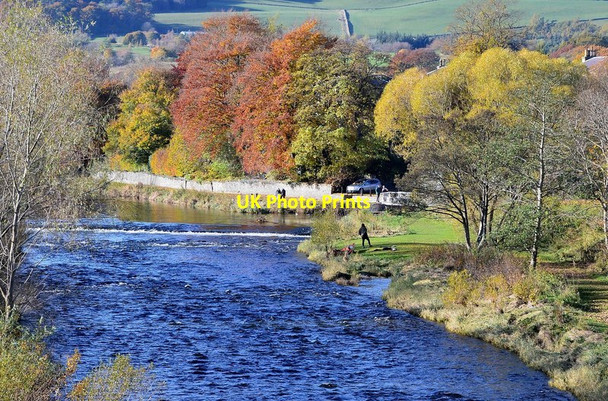 Photo 6"x4" The Tweed at Peebles in autumn Peebles\/NT2540 c2012