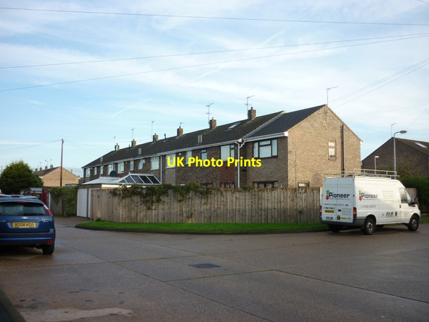 Photo 6"x4" Newtondale, Sutton Park Estate West Carr\/TA0932 c2012 P1