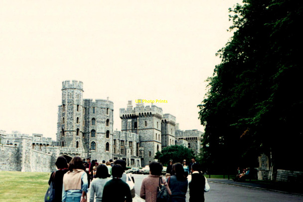 Photo 6"x4" Windsor Castle - 1975 Windsor\/SU9676 c1975