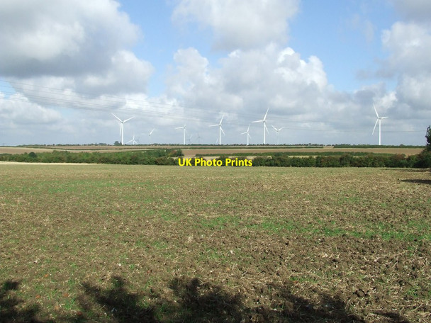 Photo 6"x4" Wadlow Farm Wind Turbines Balsam c2012