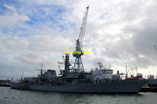 Photo 6"x4" Frigate, Portsmouth Dockyard, Hampshire Portsmouth\/SU6501 c2012