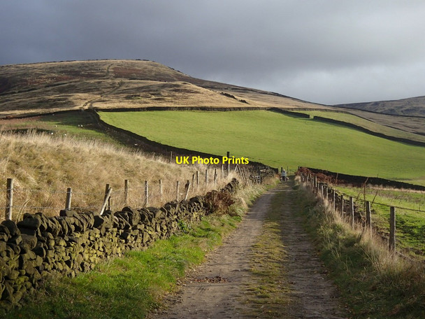 Photo 6"x4" Brief sunshine, Doctor's Gate track Glossop c2012