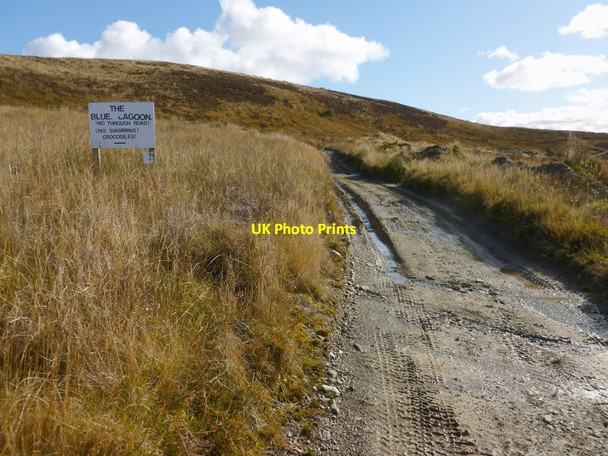 Photo 6"x4" New track, with warning notice Shandon\/NS2586 c2012