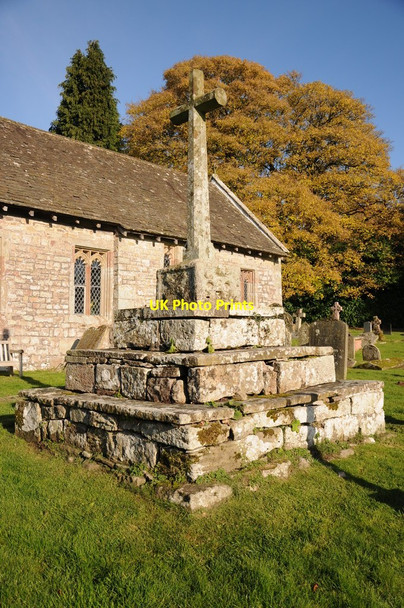 Photo 6"x4" Cross, Bettws Newydd churchyard Bettws Newydd c2012