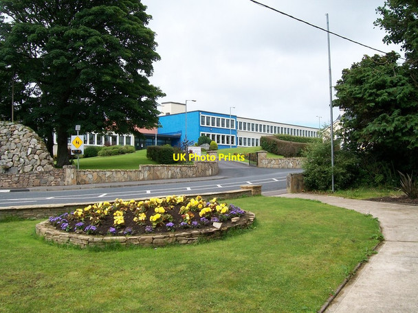 Photo 6"x4" Scoil Chuimsitheach Cholmcille, Na Gleannta\u00c3\u00ad - St. Columba's Comprehensive School, Glenties, Glenties c2012