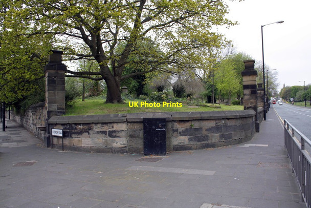 Photo 6"x4" Cemetery corner at Elswick Road\/Westgate road junction Newcastle upon Tyne c2012