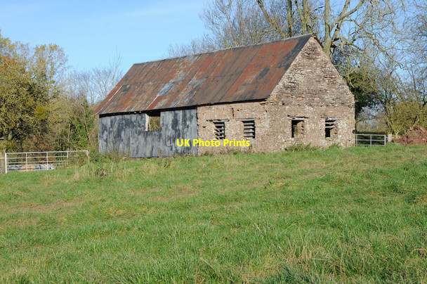 Photo 6"x4" Old barn Docklow c2012