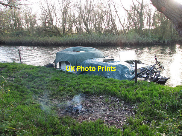 Photo 6"x4" Boats moored on the River Waveney Beccles c2012