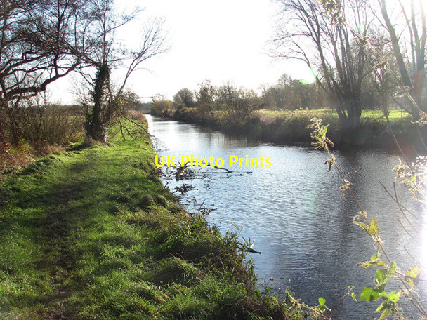 Photo 6"x4" View south along Geldeston Dyke Geldeston c2012