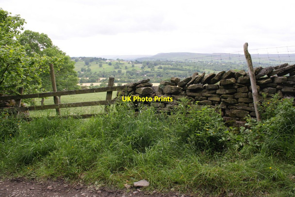 Photo 6"x4" Gateway on NW side of Morpeth Gate West Burton\/SE0186 c2012