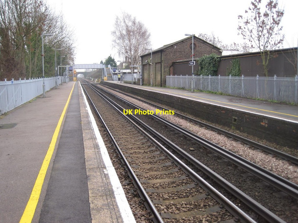 Photo 6"x4" Teynham railway station, Kent Barrow Green c2010