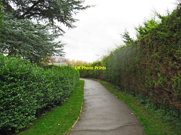 Photo 6"x4" Footpath from Victoria Gardens to Gloucester Road Car Park, Tewkesbury Tewkesbury c2012