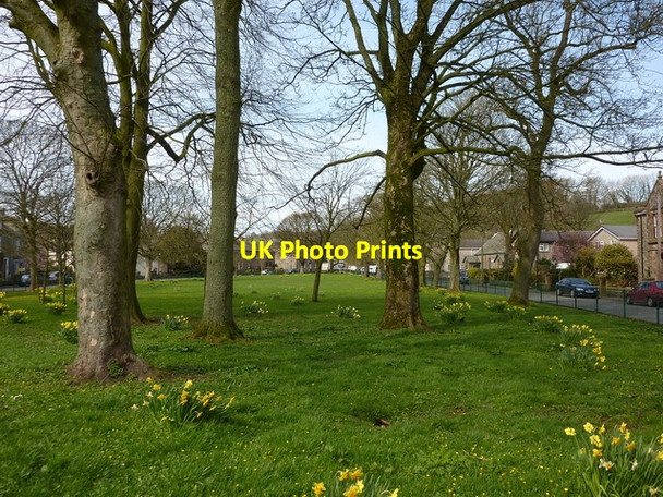 Photo 6"x4" Lindal in Furness, Village green Dalton-In-Furness c2011