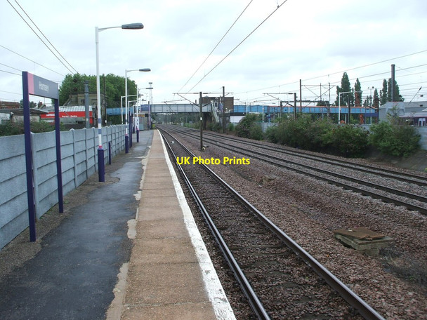 Photo 6"x4" Hornsey railway station, Greater London Hornsey c2008