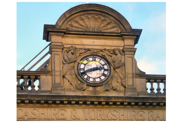 Photo 6"x4" Victoria Station Clock Manchester c2012
