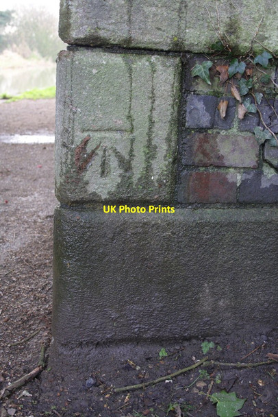 Photo 6"x4" Benchmark on bridge taking former railway over the Oxford Canal Kidlington c2012