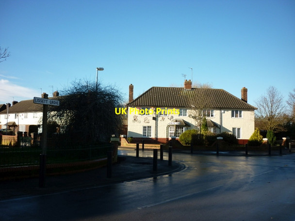 Photo 6"x4" Watton Grove from Lissett Grove, Hull Kingswood\/TA0834 c2012