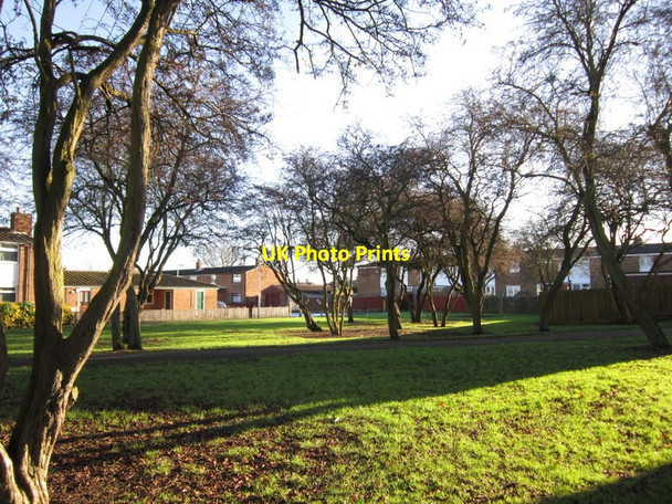 Photo 6"x4" Cladshaw, Orchard Park Estate, Hull Cottingham\/TA0432 c2012 P1