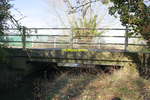 Photo 6"x4" Brooklane Bridge from the SE bank of Childrey Brook Denchworth c2012