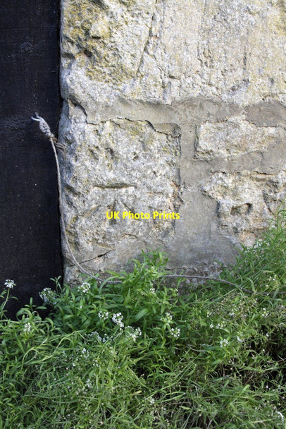 Photo 6"x4" Benchmark on #17 Wytham Wytham c2012