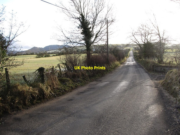 Photo 6"x4" View south along the ascending Leitrim Road Hilltown\/J2128 c2012