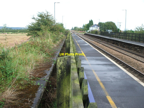 Photo 6"x4" Broomfleet railway station, Yorkshire Broomfleet c2008