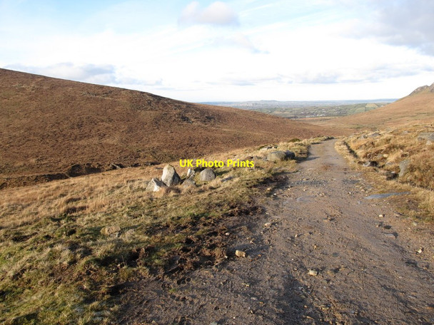 Photo 6"x4" The start of the descent northwards from the Rowan Tree valley Hilltown\/J2128 c2012