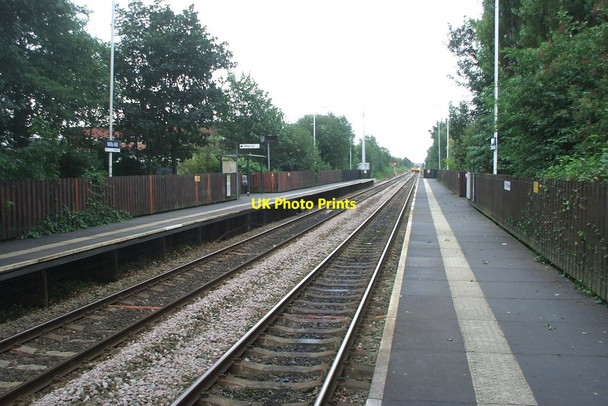 Photo 6"x4" Mills Hill railway station, Greater Manchester Middleton\/SD8706 c2009