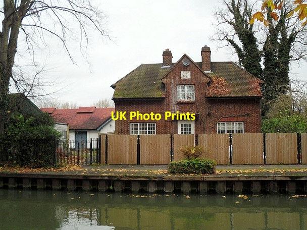 Photo 6"x4" Lock Keeper's House, Caversham Lock Reading c2012