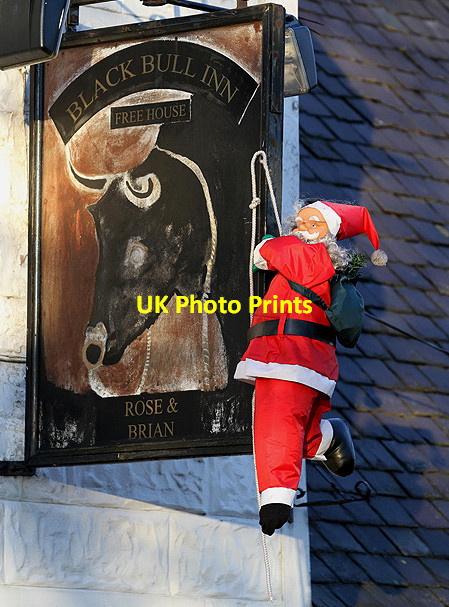 Photo 6"x4" The Black Bull Inn sign at Earlston Earlston\/NT5738 c2012