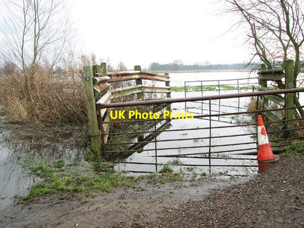 Photo 6"x4" Flooded pastures north of the Locks Inn Dockeney c2012