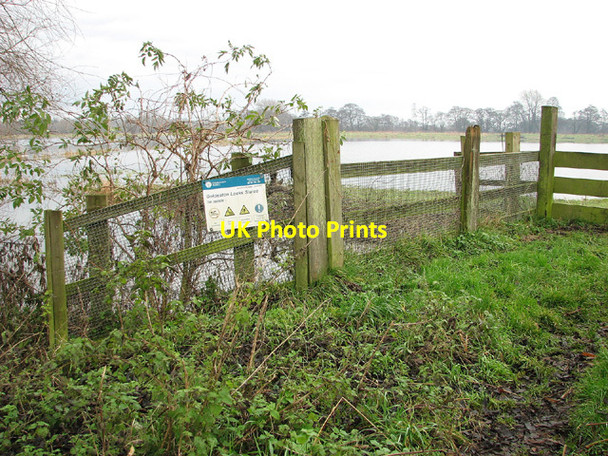 Photo 6"x4" Geldeston Locks Sluice Geldeston c2012