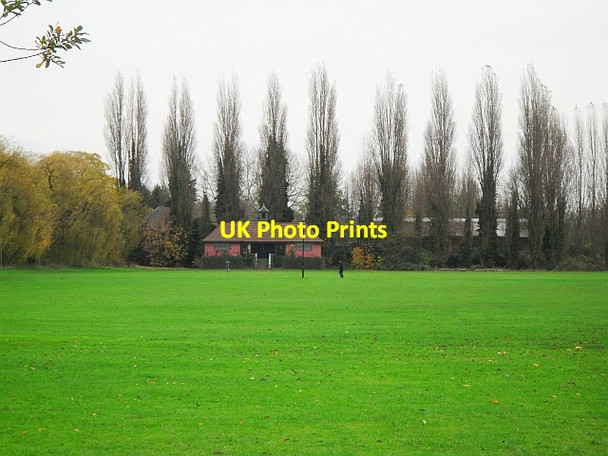 Photo 6"x4" Sports pavilion, Christchurch Meadows Reading c2012