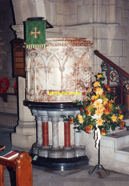 Photo 6"x4" St Peter, Edensor - Pulpit Edensor c1991