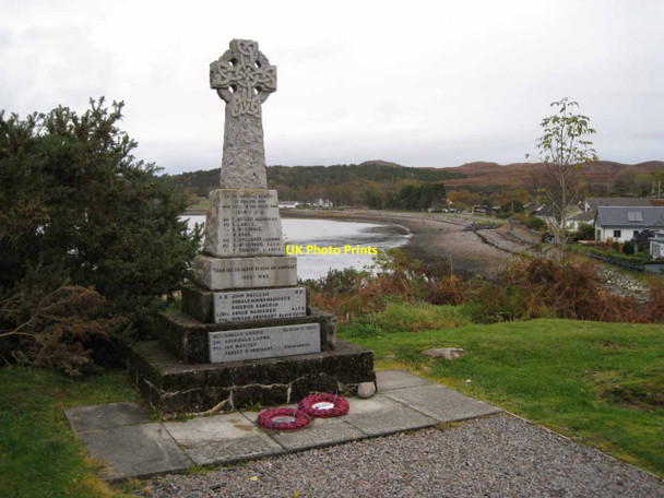 Photo 6"x4" Poolewe war memorial Pool Crofts c2012