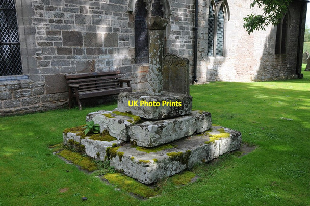 Photo 6"x4" Preaching cross, Allensmore church Allensmore c2012