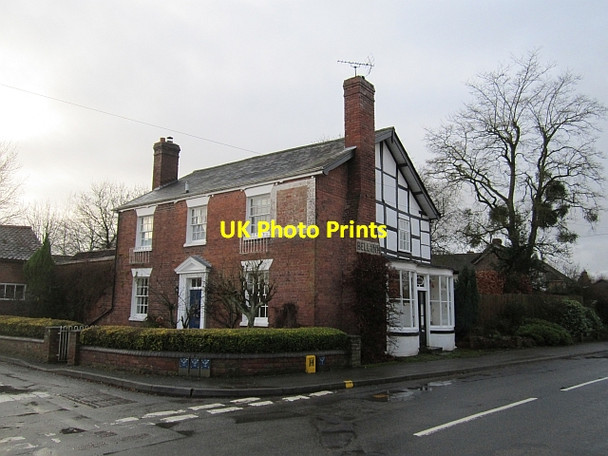 Photo 6"x4" The Bell Kingsland\/SO4461 c2012