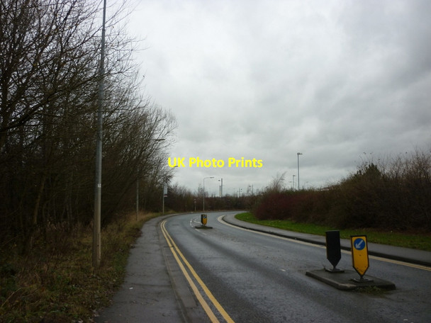 Photo 6"x4" Henry Boot Way, Priory Park, Hull Hessle\/TA0326 c2012
