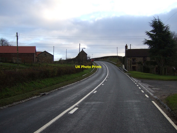 Photo 6"x4" A684 heading east at Ellerbbeck Ellerbeck\/SE4396 c2012