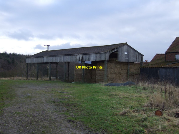 Photo 6"x4" Farm building, Castle Hill Farm East Rounton c2012
