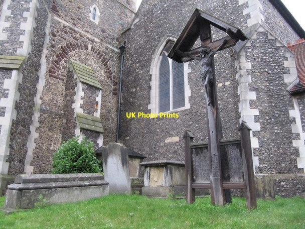 Photo 6"x4" Crucifix at St Giles Reading c2012