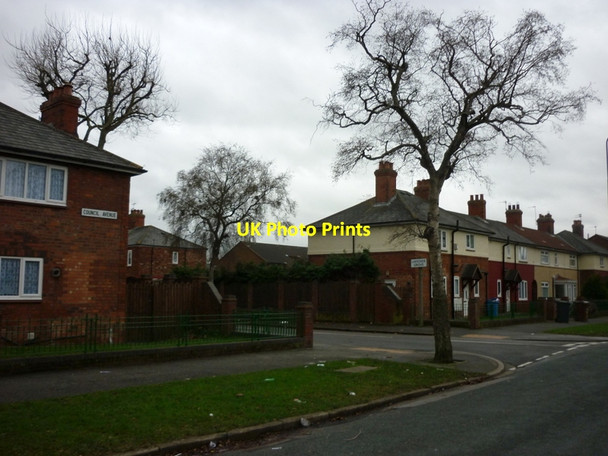 Photo 6"x4" Council Avenue at Lakeside Grove, Hull Gipsyville\/TA0627 c2012